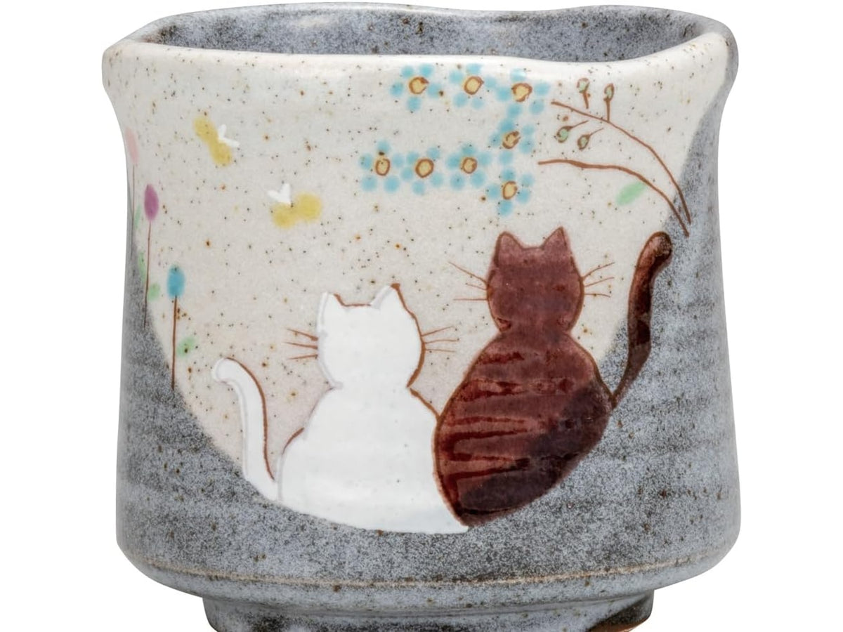 Kutaniyaki Cat&#39;s Sunny Spot Yunomi Tea Cup