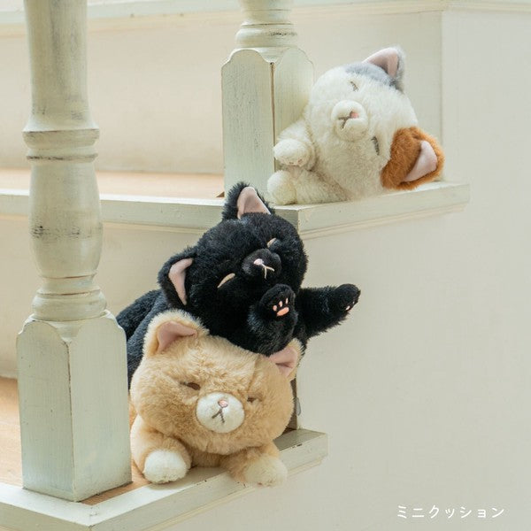 Kutatto Biyori Black Cat Cat Mini Cushion