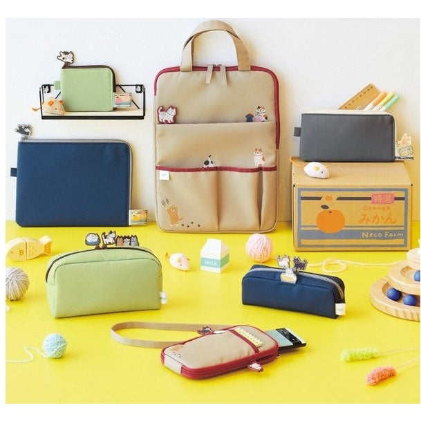 Lihit Lab Cat's Daily Routine Laptop Carrying Bag