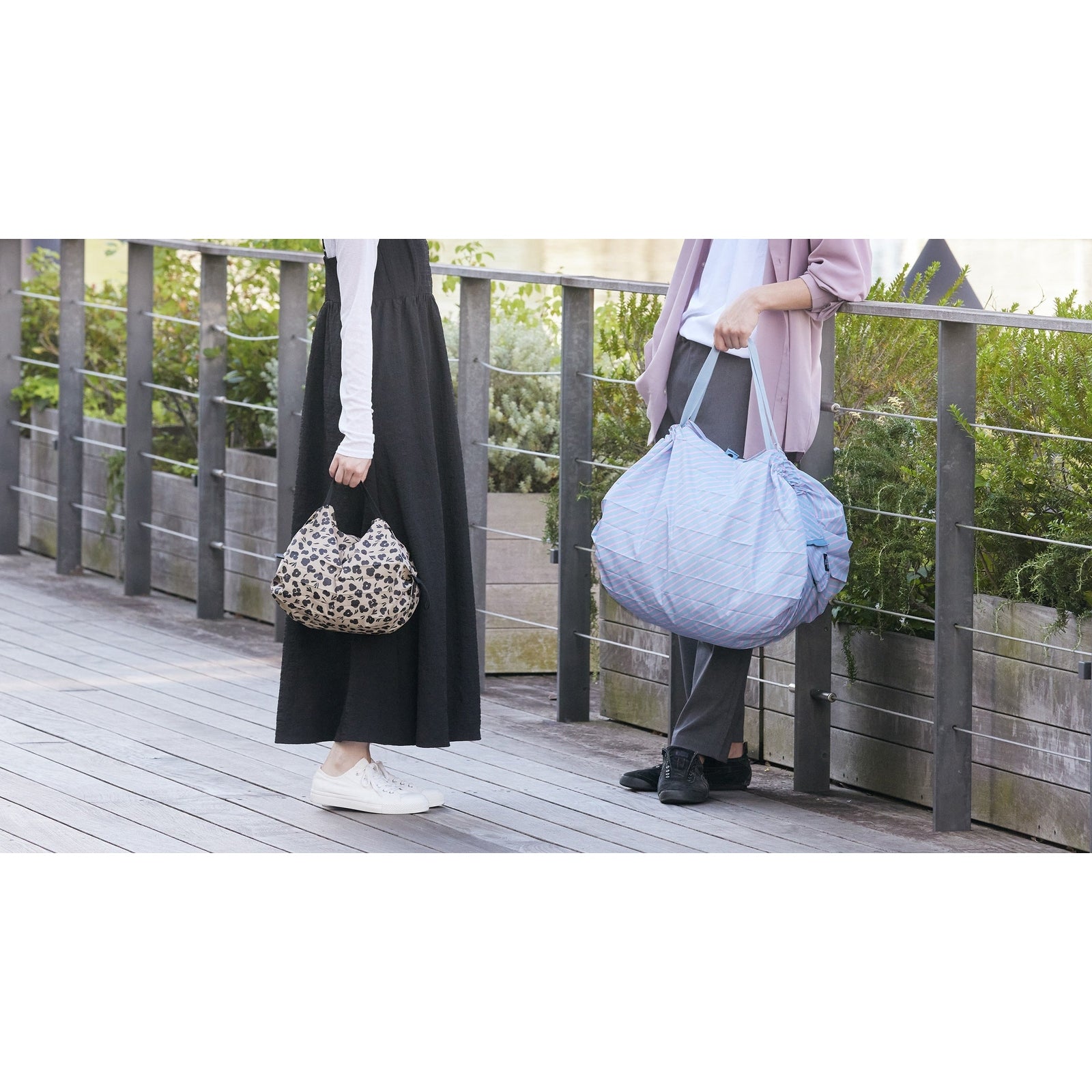 Marna Shupatto One-Pull Compact Bag M