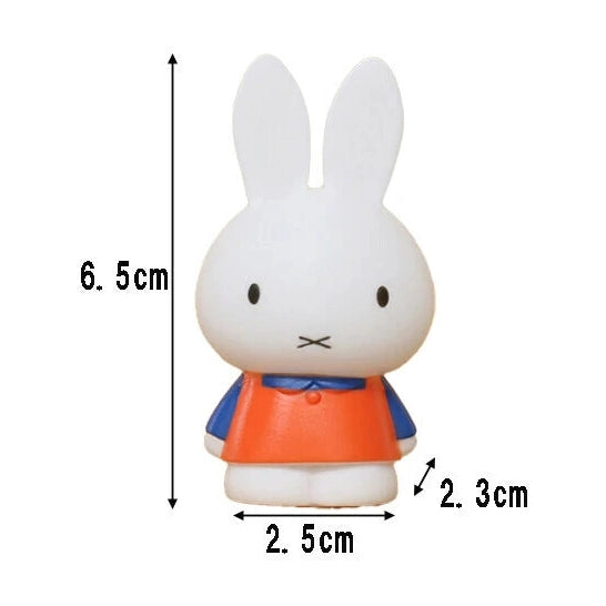 Miffy Figurine Finger Puppet - Miffy in the Field