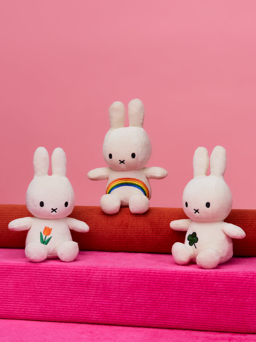Miffy Four Leaf Clover 18cm lifestyle