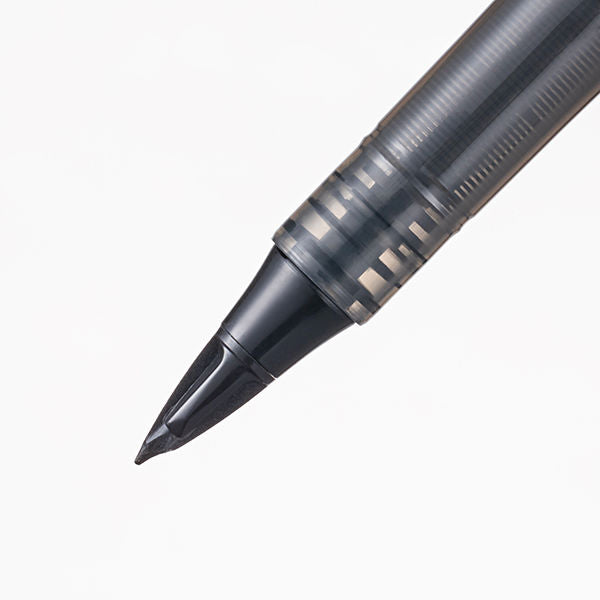 Pentel Tradio Pulaman plastic nib close-up with flex groove and translucent barrel