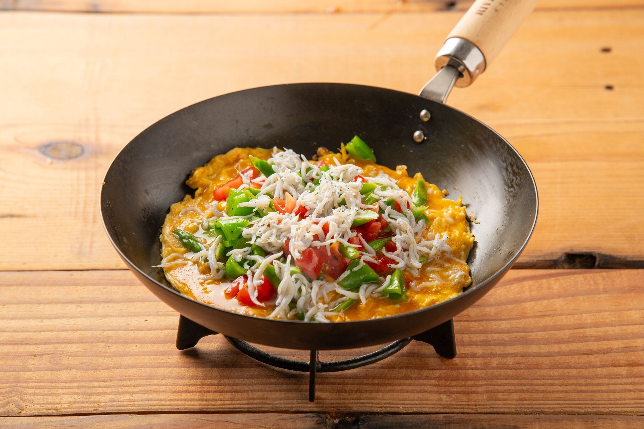 River Light Kiwame Premium iron frying pan in use