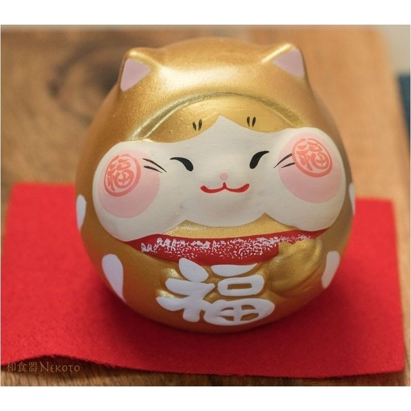 Ryukodo Chubby Cheeks Neko Cat in Daruma Suit