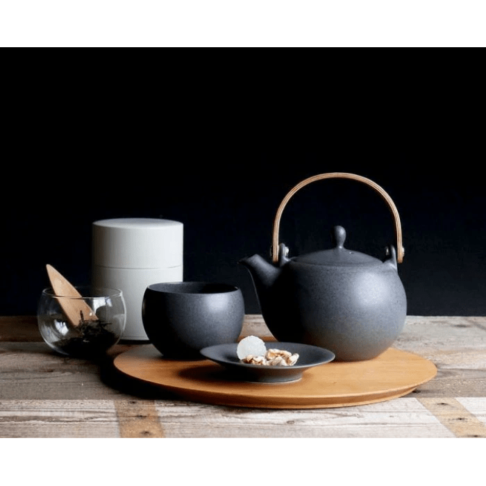 Saliu YUI Teapot 330ml & Tea Saucer Set