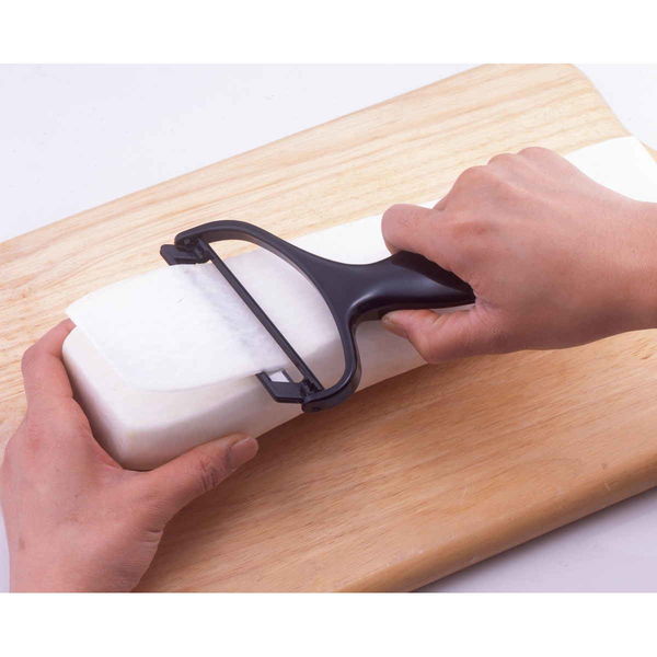 Shimomura Kihan Cabbage Peeler