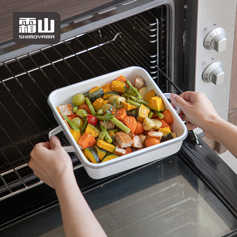 Shimoyama Enamel Square Baking Pan with Lid - 2L