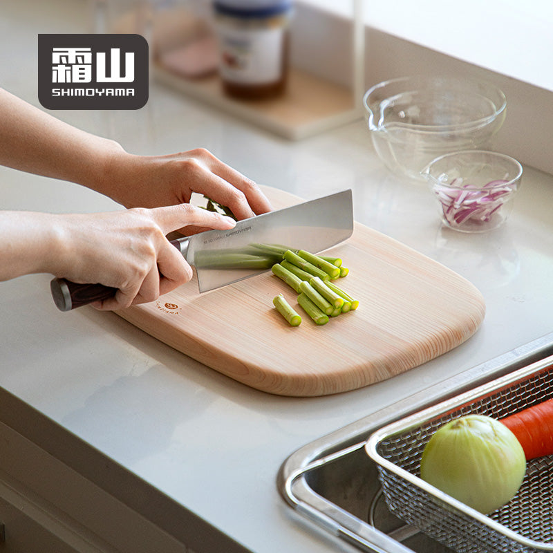 Shimoyama Hinoki Round Cutting Board - 38.7 x 25.5cm