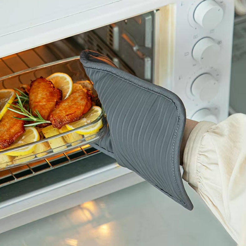 Shimoyama Silicone Insulated Oven Mitt