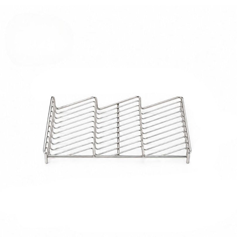 Close-up of Shimoyama wavy stainless steel wire oil drain rack design