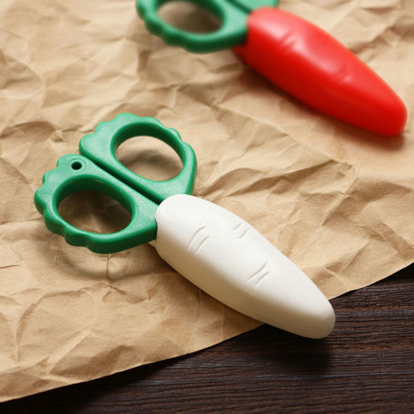 Shimoyama Veggie Mini Scissors with Magnet – MINIMARU