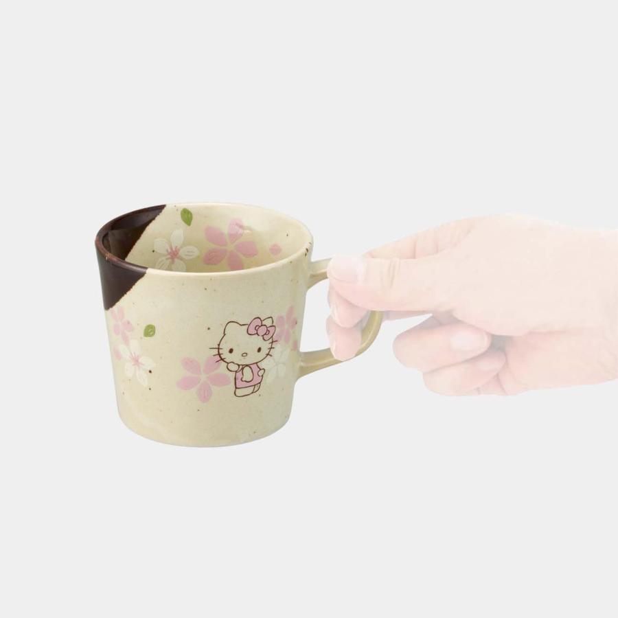 Skater Hello Kitty Sakura Mug 290ml