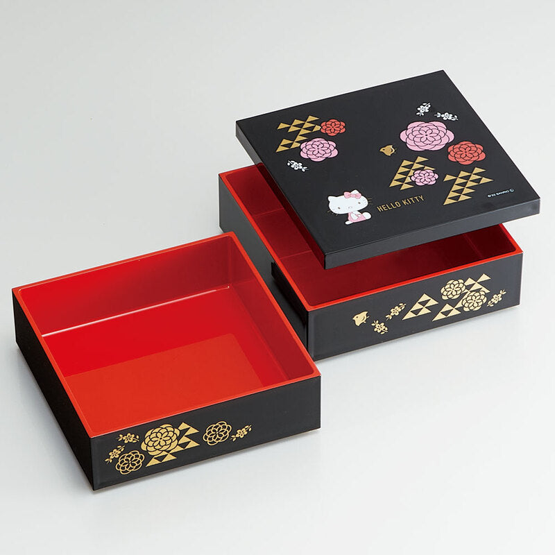 Skater Hello Kitty Two-Tier Lacquer Bento Box