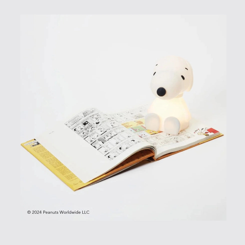 Snoopy First Light Lamp