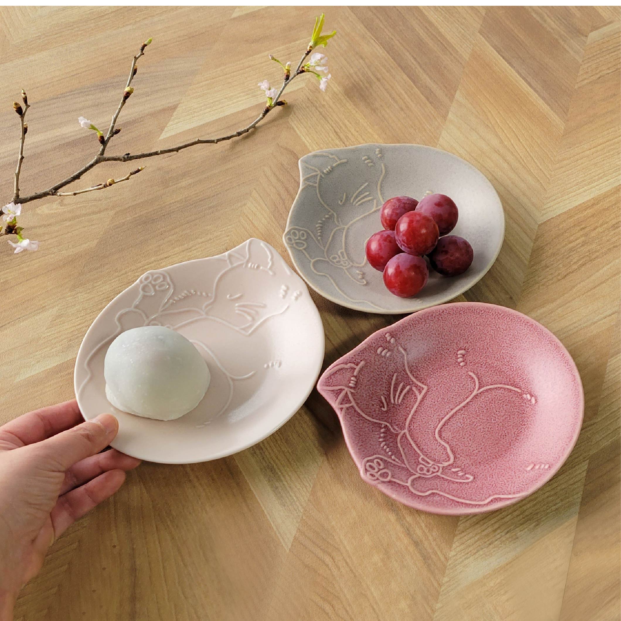 Tanaka Hashiten Nyanmoniyaito Cat Plate