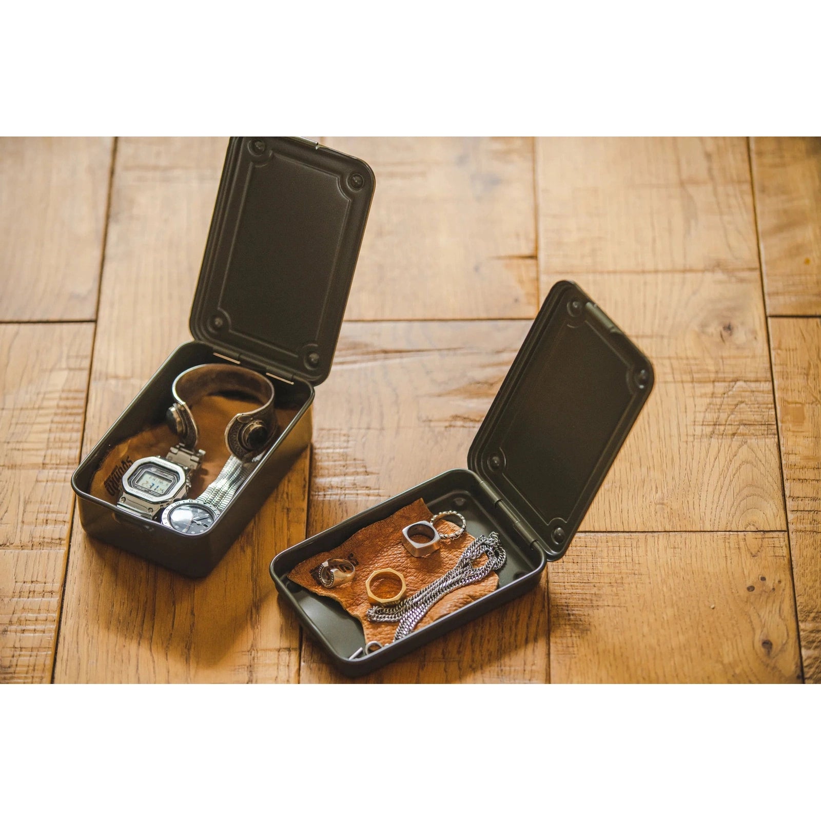 Toyo Steel Flat Top Tool Box T-152