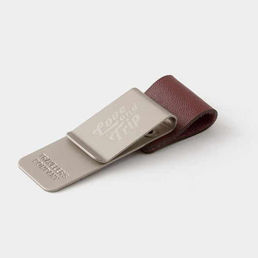 Traveler's Company Pen Holder - Love and Trip