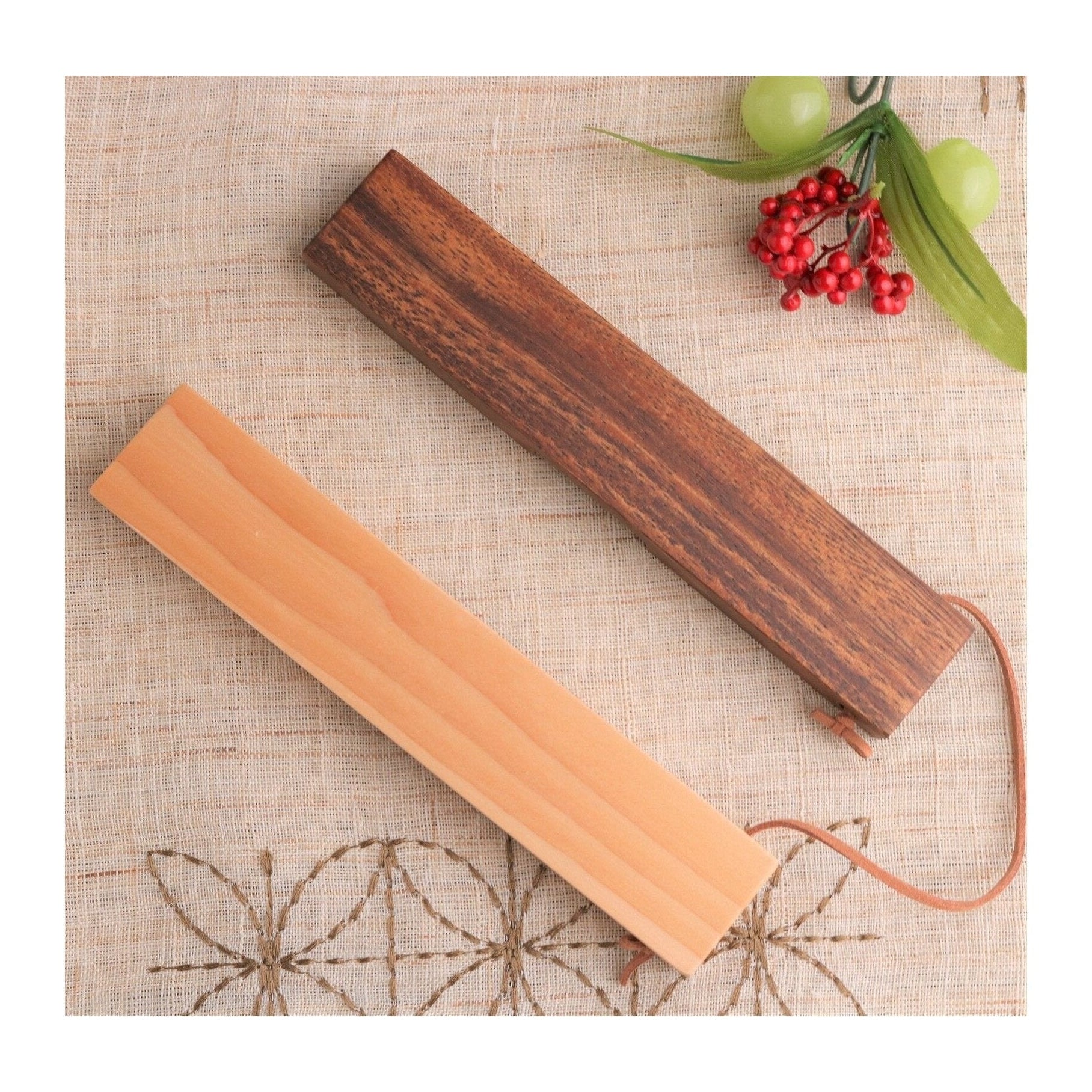 Wakacho Wooden Trivet 2P