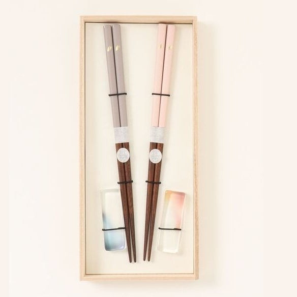 Wakasa Saku Chopstick and Glass Chopstick Rest Gift Set 2P