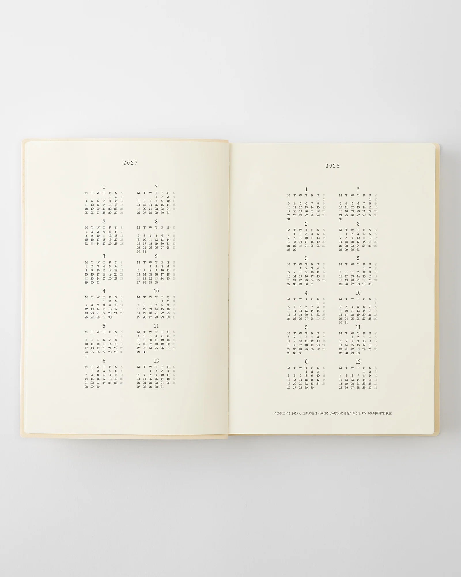 Midori MD Notebook Diary A5 Square 1Day 1Page 2027