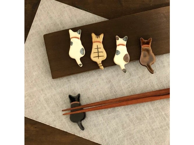 Atelier8409 Animal Craft Ushiro-cat Chopstick Rest