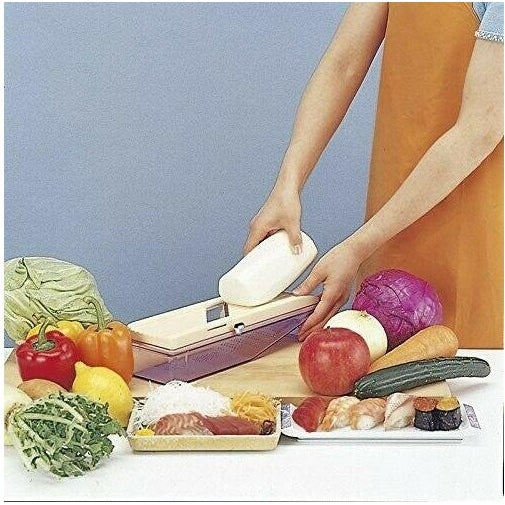 BENRINER NO2-VEGE SLIC 64MM W/CATCH BOX