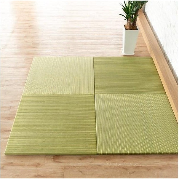 Ikehiko Culure Igusa Tatami Cushion 82x82