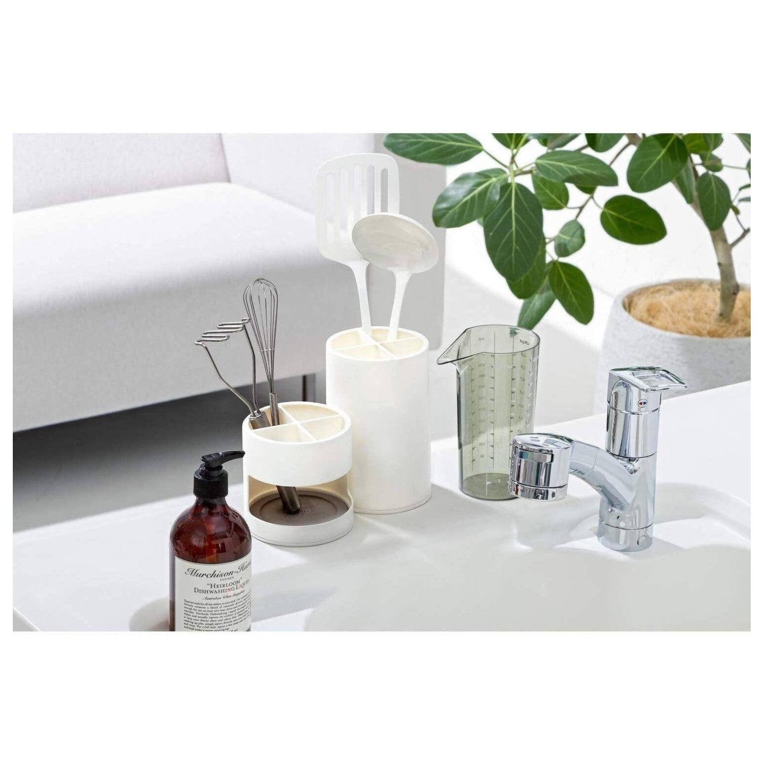 Ishigaki utensil Stand Round shape