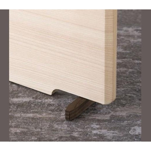 KAI SEKI MAGOROKU Standing Hinoki Cutting Board 360 x 200