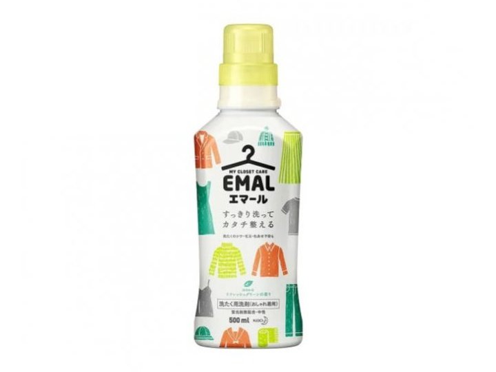 Kao EMAL Delicate Laundry Detergent Fresh Green Scent ml
