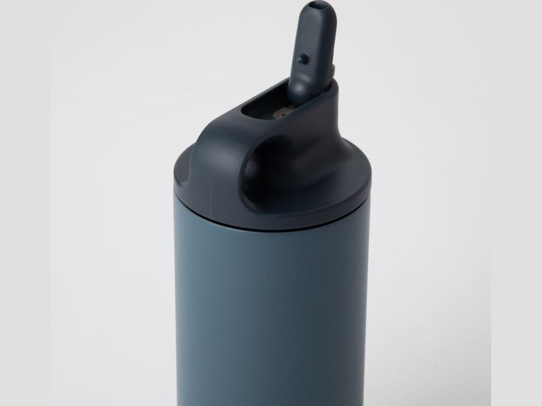 Kinto Active Tumbler 600ml/800ml Lid in Blue Gray