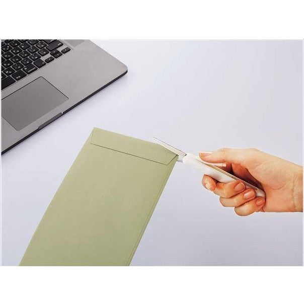 Kokuyo Saxa Poche White Scissors