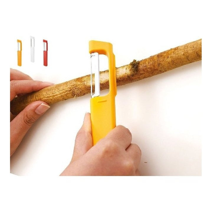 Marna Standing Peeler