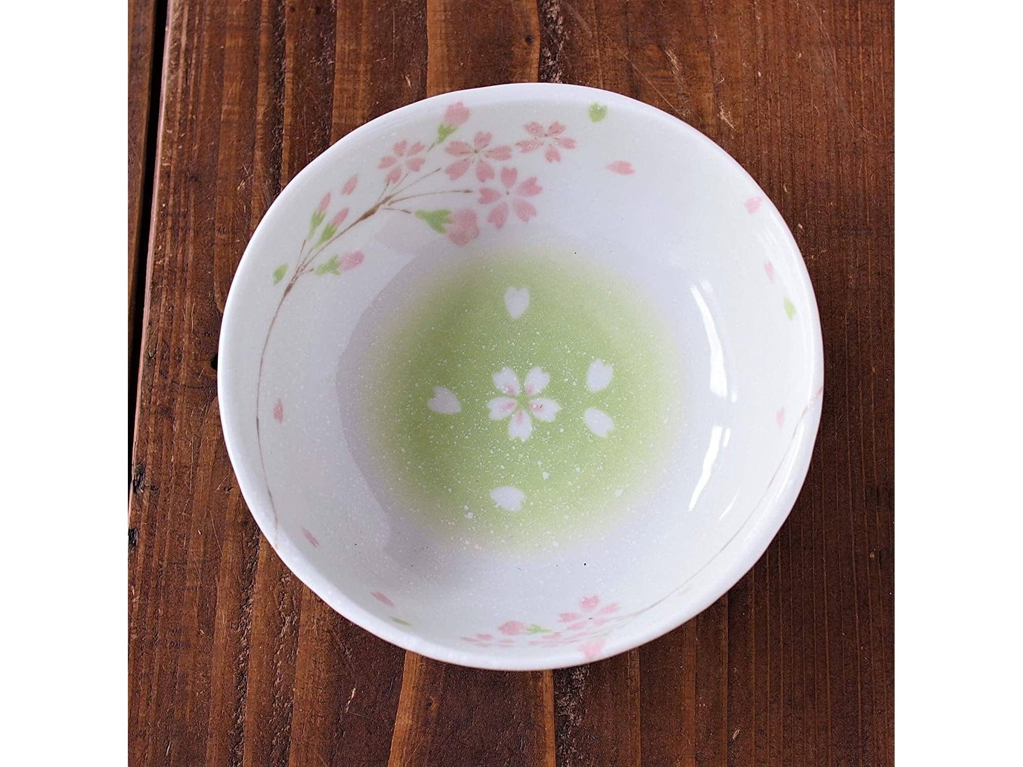 Mino Sakura Biyori Triangular Bowl Size cm
