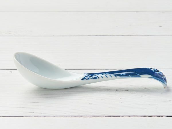 Minoru White Crested Whale Renge Spoon