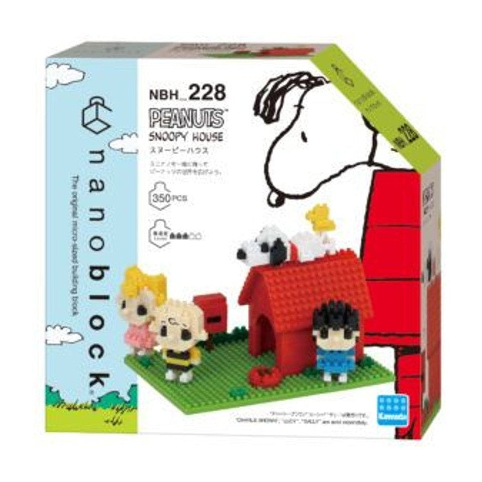 Nanoblock Peanuts Snoopy House