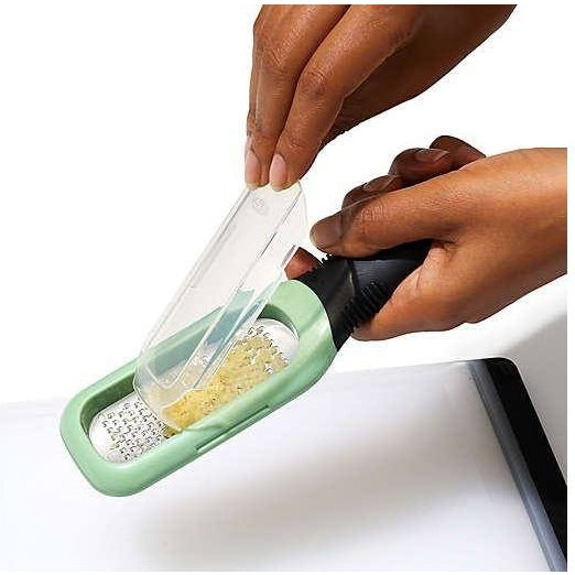 OXO GG ETCHED GINGER & GARLIC GRATER