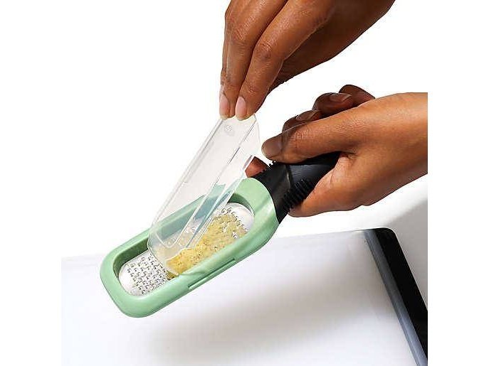 OXO GG ETCHED GINGER GARLIC GRATER