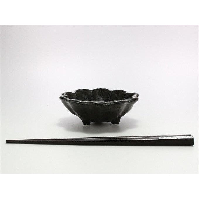 Rinka Black Chrysanthemum Bowl