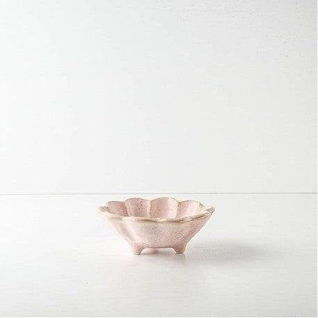 Rinka Pink Porcelain Chrysanthemum Bowl