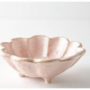 Rinka Pink Porcelain Chrysanthemum Bowl