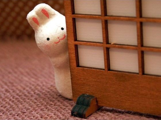 Ryukodo Chigiri Japanese Paper Peeping Rabbit