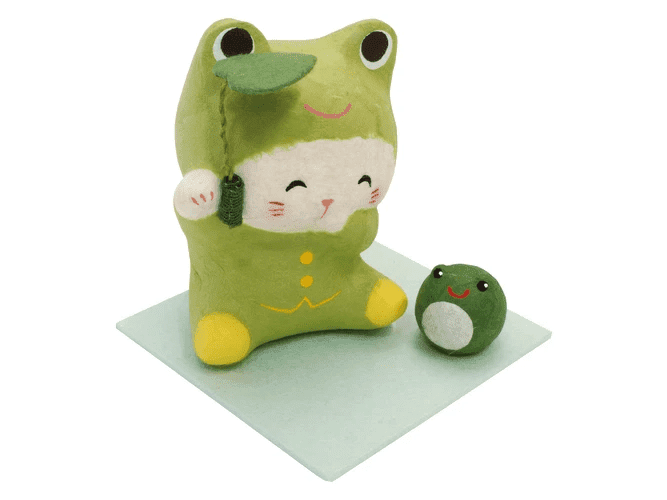 Ryukodo Frog Cat 7.5H Chigiri Japanese paper Baby Beckoning cat summer /Frog raincoat Green