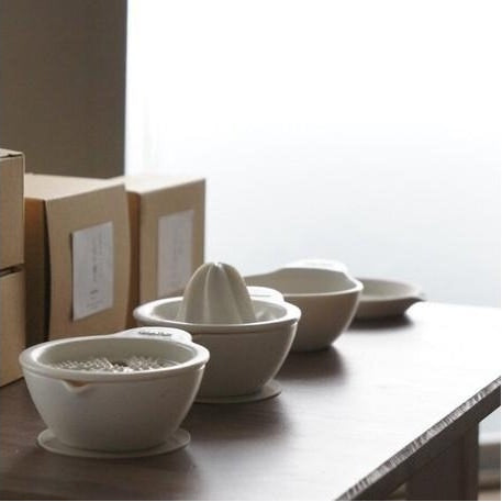 Shikika Porcelain Garlic Oroshi