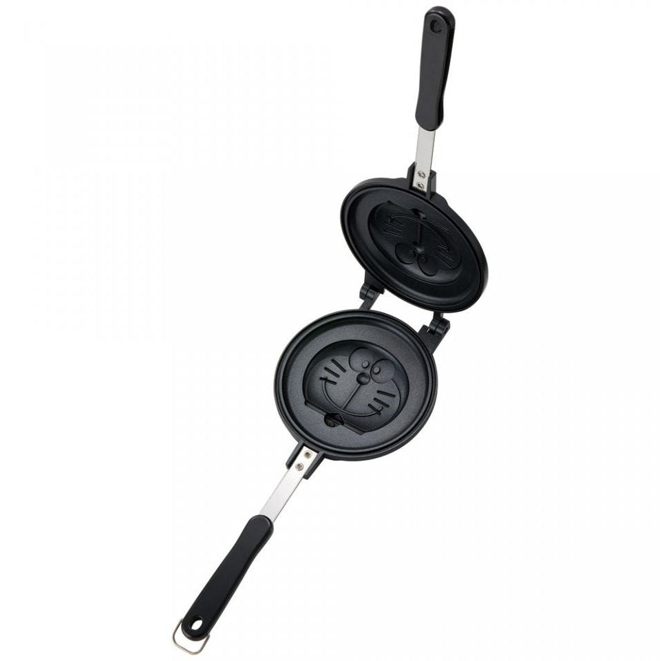 Skater Doraemon Hot Cake Maker