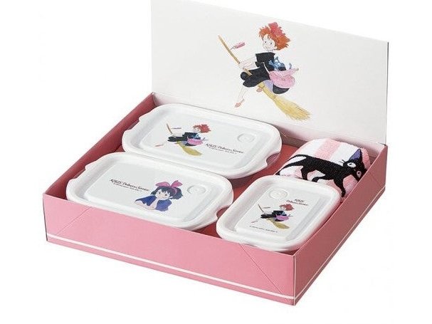 Skater Kiki&#39;s Delivery Service Watercolor Food Container Hand Towel Set