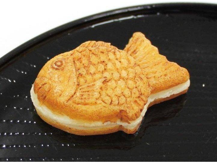 Wagashi Taiyaki Fish-shaped Cake Magnet