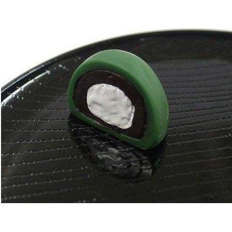 Wagashi Yomogi Daifuku Magnet